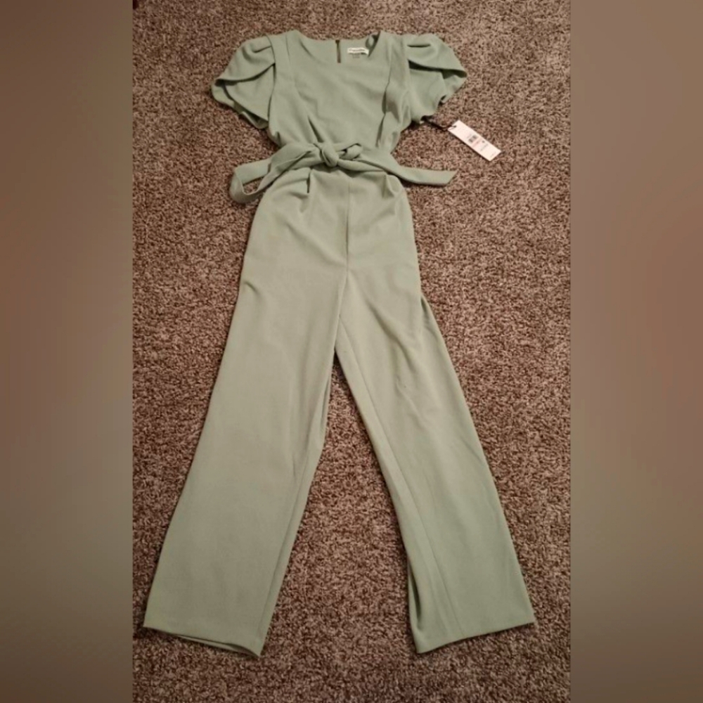 NWT Women's Calvin Klein Sage Romper